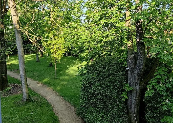 Ghia Bed & Breakfast 3*